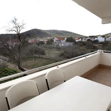 Appartement With A Parking Space Vinisce, Trogir - 16439 Vinišće